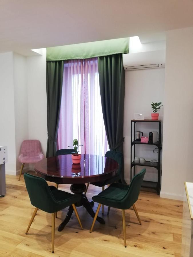 President Plaza Vip Suite Spa By Babylon Stay Naples Luaran gambar