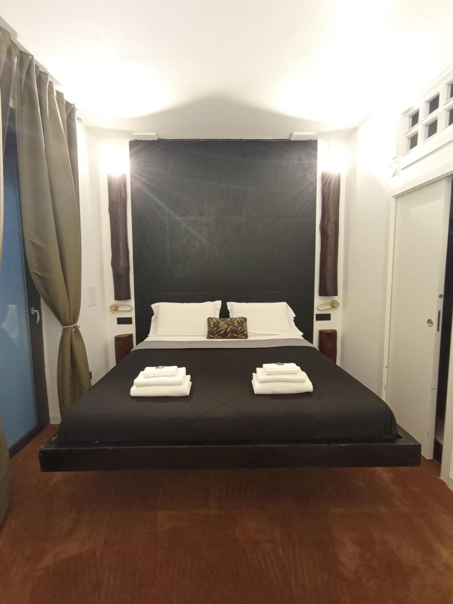 President Plaza Vip Suite Spa By Babylon Stay Naples Luaran gambar